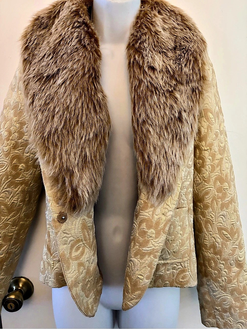 Vintage I.C.E. Gold Floral Brocade Jacket w/ Detachable Faux Fur Collar - Size 6